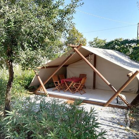 Glamping Agricampeggio Tognoni La Sdriscia Exterior photo