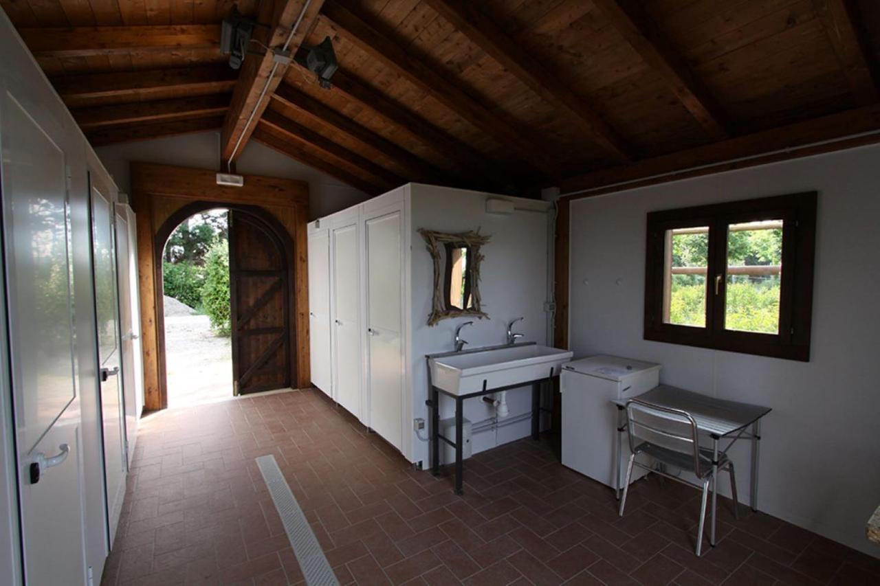 Glamping Agricampeggio Tognoni La Sdriscia Exterior photo